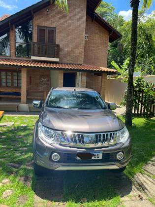 MITSUBISHI L200 TRITON 2.4 16V TURBO DIESEL SPORT HPE TOP CD 4P 4X4 AUTOMÁTICO MITSUBISHI L200 TRITON 2.4 16V TURBO DIESEL SPORT HPE TOP CD 4P 4X4 AUTOMÁTICO